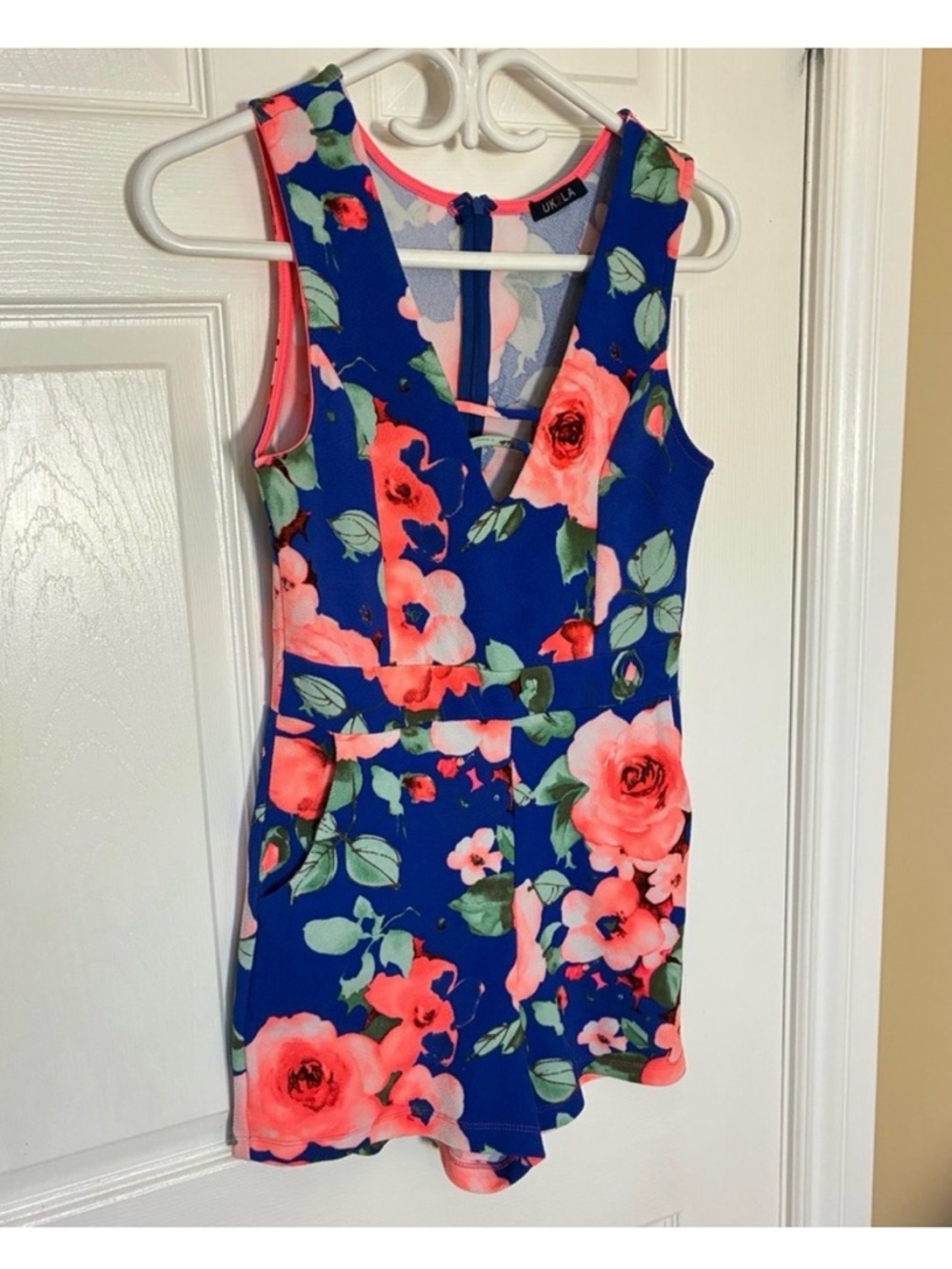 UK2LA Blue & Pink Floral Romper Resort Coastal Pockets Womenâs Size Large - Picture 8 of 8